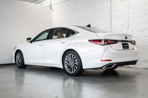 2024 Lexus ES 350 Ultra Luxury