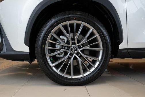 2025 Lexus NX 350h Premium
