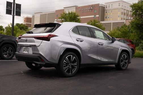 2025 Lexus UX 300h Premium