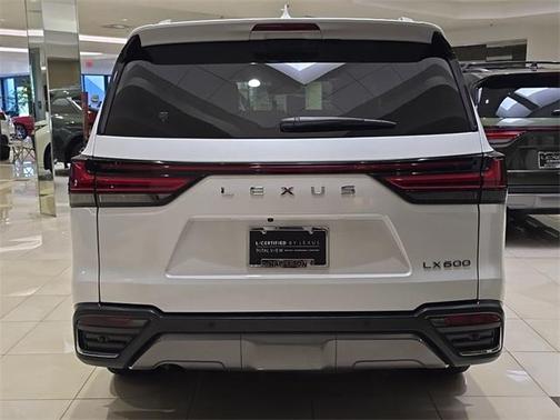 2022 Lexus LX 600 Luxury