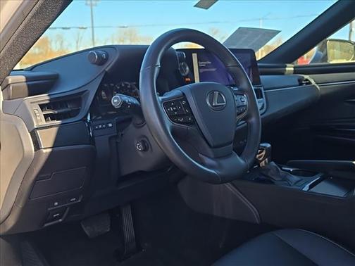 2024 Lexus ES 250 Base
