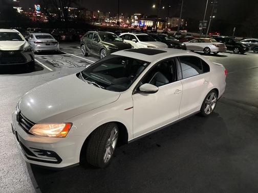 2016 Volkswagen Jetta 2.0T GLI SE