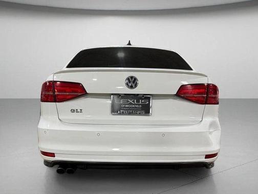 2016 Volkswagen Jetta 2.0T GLI SE