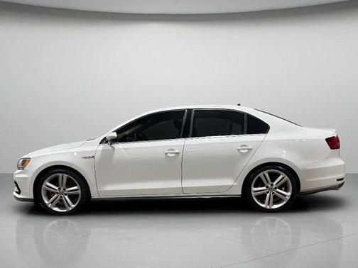 2016 Volkswagen Jetta 2.0T GLI SE