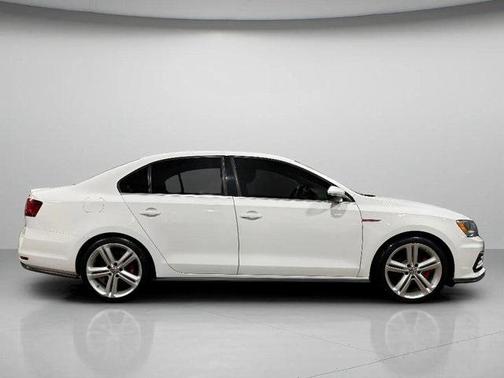 2016 Volkswagen Jetta 2.0T GLI SE