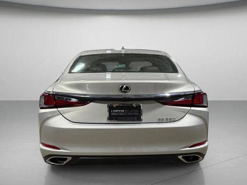 2023 Lexus ES 350 Base