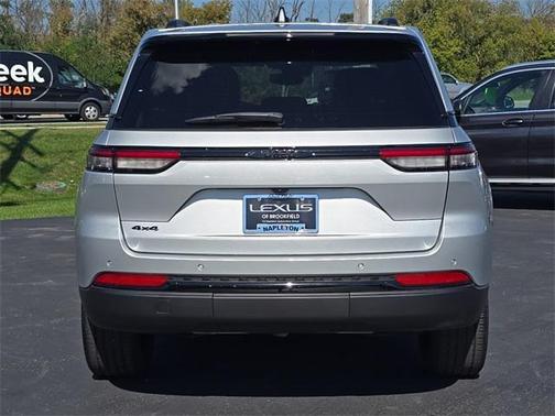 2022 Jeep Grand Cherokee Altitude