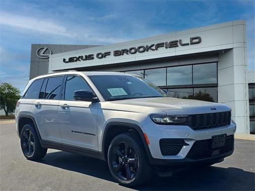 2022 Jeep Grand Cherokee Altitude