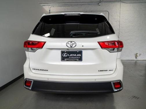 2017 Toyota Highlander Limited Platinum
