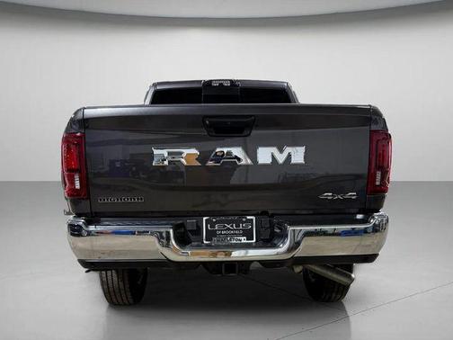 2025 RAM 3500 Big Horn Crew Cab 4x4 6'4' Box