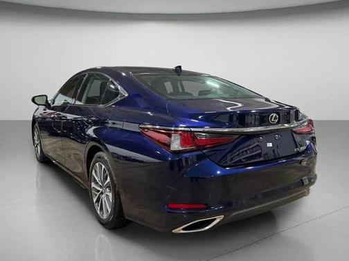 2023 Lexus ES 350 Base