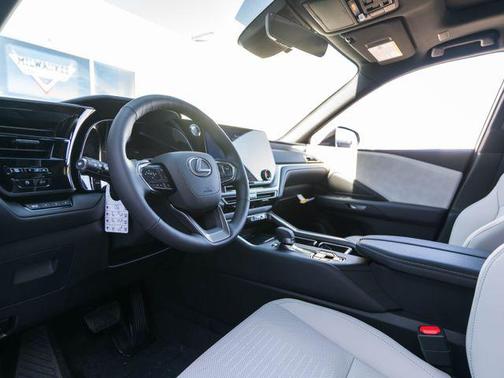 Pearl 2026 Lexus TX 350 Premium