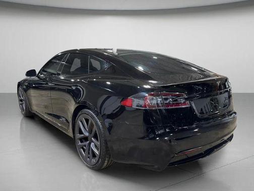 2021 Tesla Model S Plaid