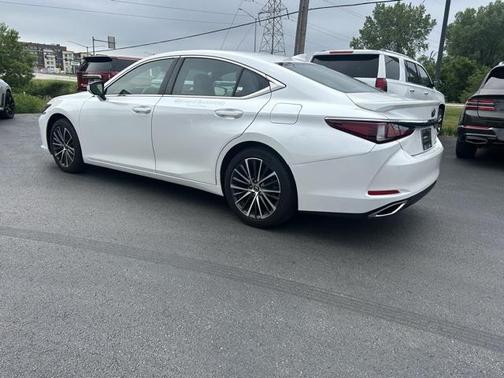 2024 Lexus ES 350 Base