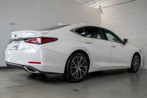 2024 Lexus ES 350 Base