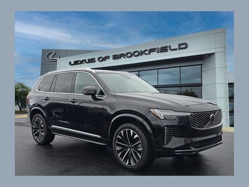 2025 Volvo XC90 B6 Plus 7-Seater