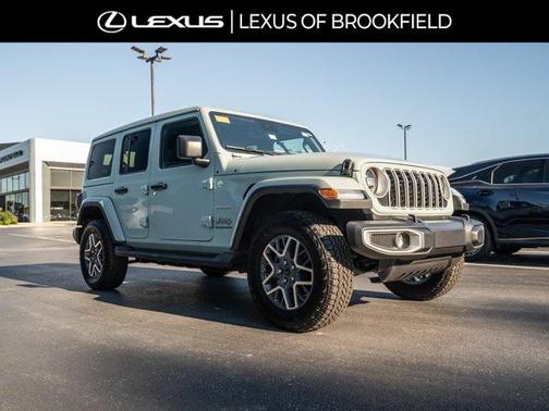 2024 Jeep Wrangler 4-Door Sahara 4x4