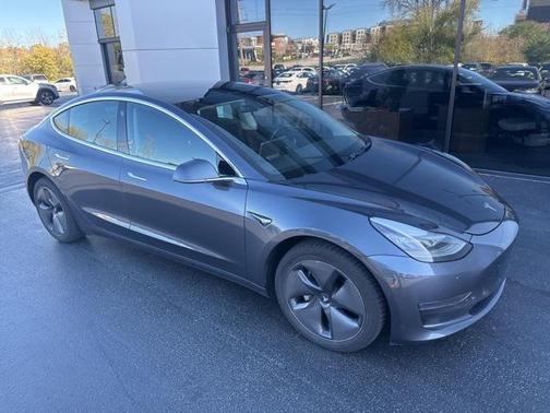 2019 Tesla Model 3 Performance