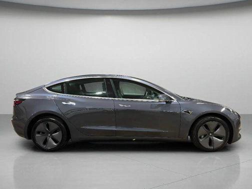 2019 Tesla Model 3 Performance