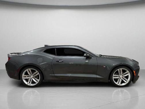 2017 Chevrolet Camaro 2LT