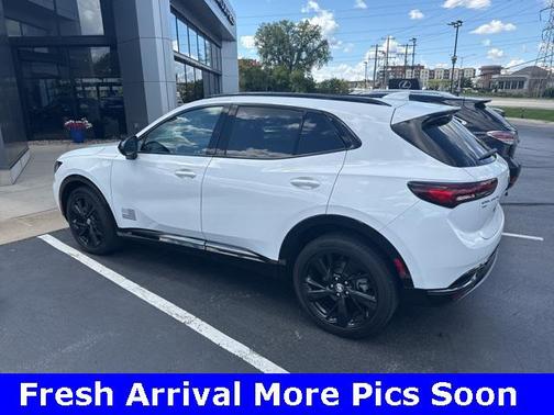 2023 Buick Envision Essence AWD