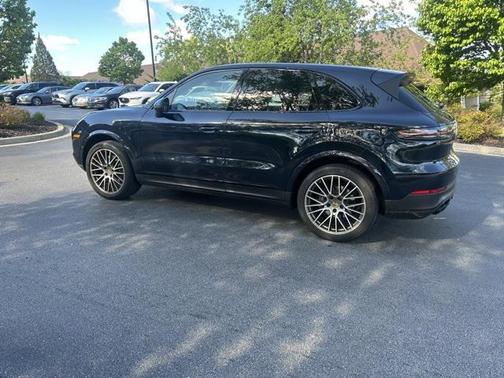 2022 Porsche Cayenne Platinum Edition