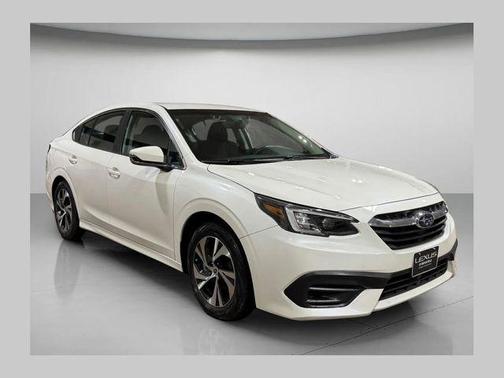 Crystal White Pearl 2022 Subaru Legacy Premium
