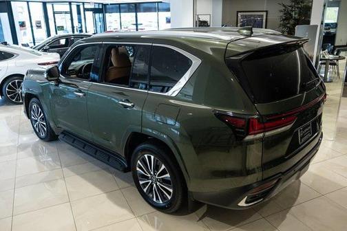 2025 Lexus LX 600 Premium