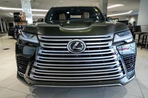 2025 Lexus LX 600 Premium
