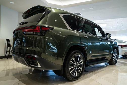 2025 Lexus LX 600 Premium