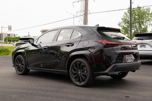 2025 Lexus UX 300h Premium