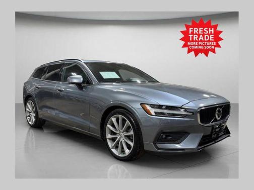 Osmium Grey Metallic 2020 Volvo V60 T5 Momentum