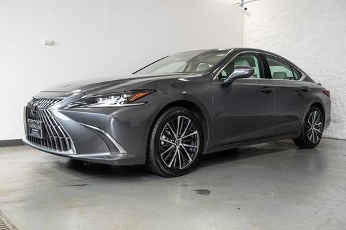 2024 Lexus ES 300h Base