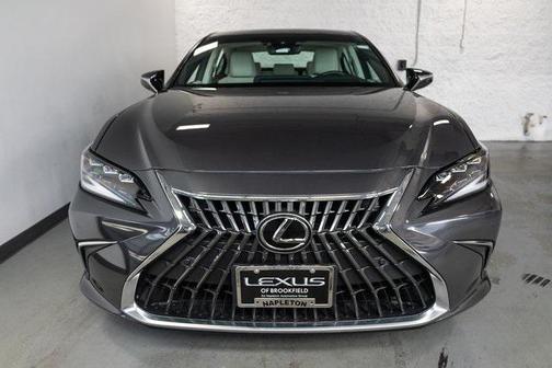 2024 Lexus ES 300h Base