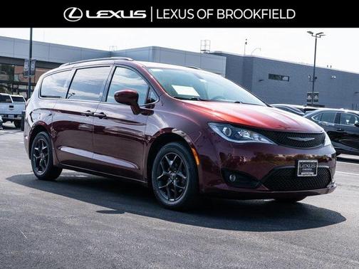 2018 Chrysler Pacifica Touring-L Plus