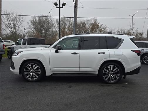 2023 Lexus LX 600 Luxury
