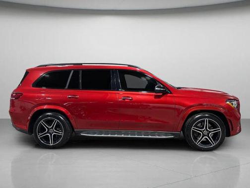 MANUFAKTUR Cardinal Red Metallic 2022 Mercedes-Benz GLS 450 4MATIC