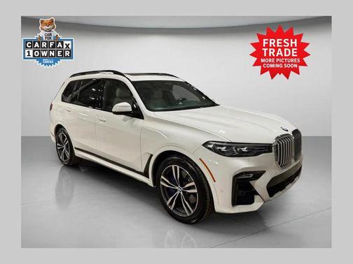 Alpine White 2021 BMW X7 xDrive40i