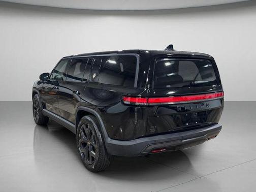 2025 Rivian R1S Adventure Dual Motor Perf Max Pack