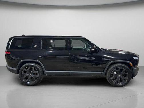 2025 Rivian R1S Adventure Dual Motor Perf Max Pack