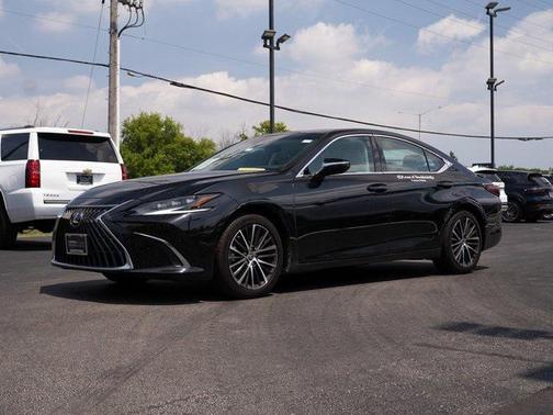 2024 Lexus ES 300h Base