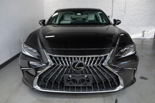 2024 Lexus ES 350 Ultra Luxury