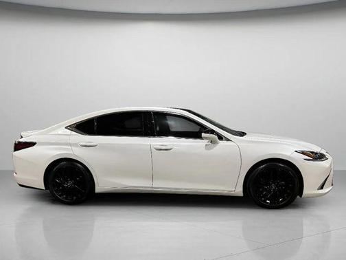 2023 Lexus ES 350 Luxury