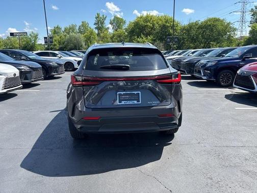 2025 Lexus NX 350h Premium
