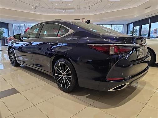 2025 Lexus ES 350 Base