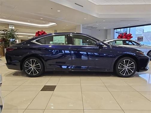 2025 Lexus ES 350 Base