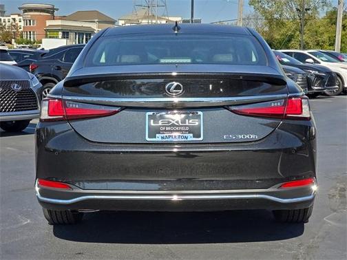 2025 Lexus ES 300h Ultra Luxury