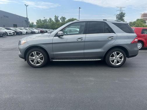 2015 Mercedes-Benz M-Class 4MATIC