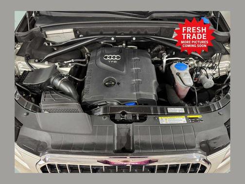 Florett Silver Metallic 2016 Audi Q5 2.0T Premium Plus