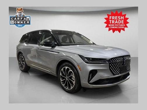 2024 Lincoln Nautilus Reserve